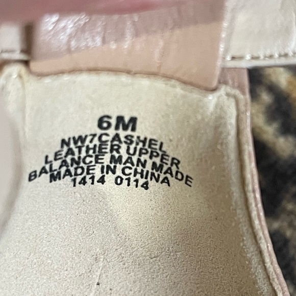 Nine West - neutral  tan Wedges - cork wedge - size 6 - NIB NWT - Picture 7 of 7